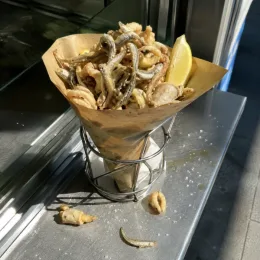Fried fish cone (250 g)