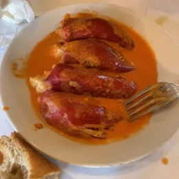 Piquillo peppers stuffed with cod