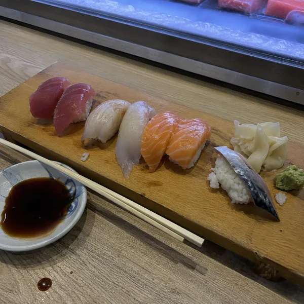 Nigiri del día (6 piezas)