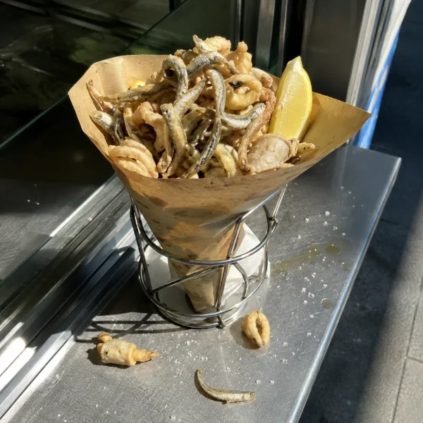 Fried fish cone (250 g)