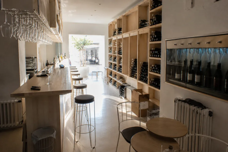 Vinoteca Vino y Cal